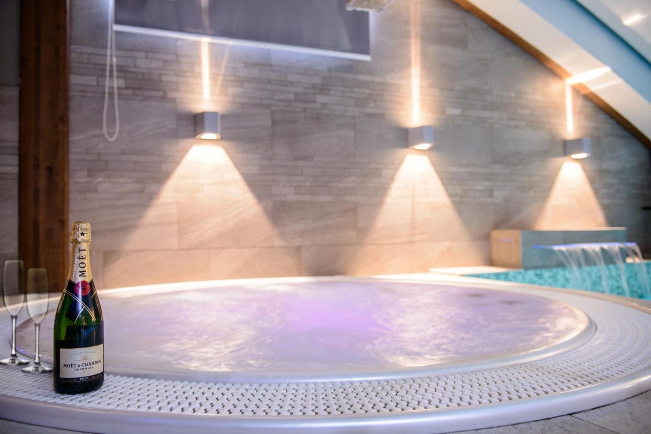 Apartments Marconio Wellness Club Белград Экстерьер фото